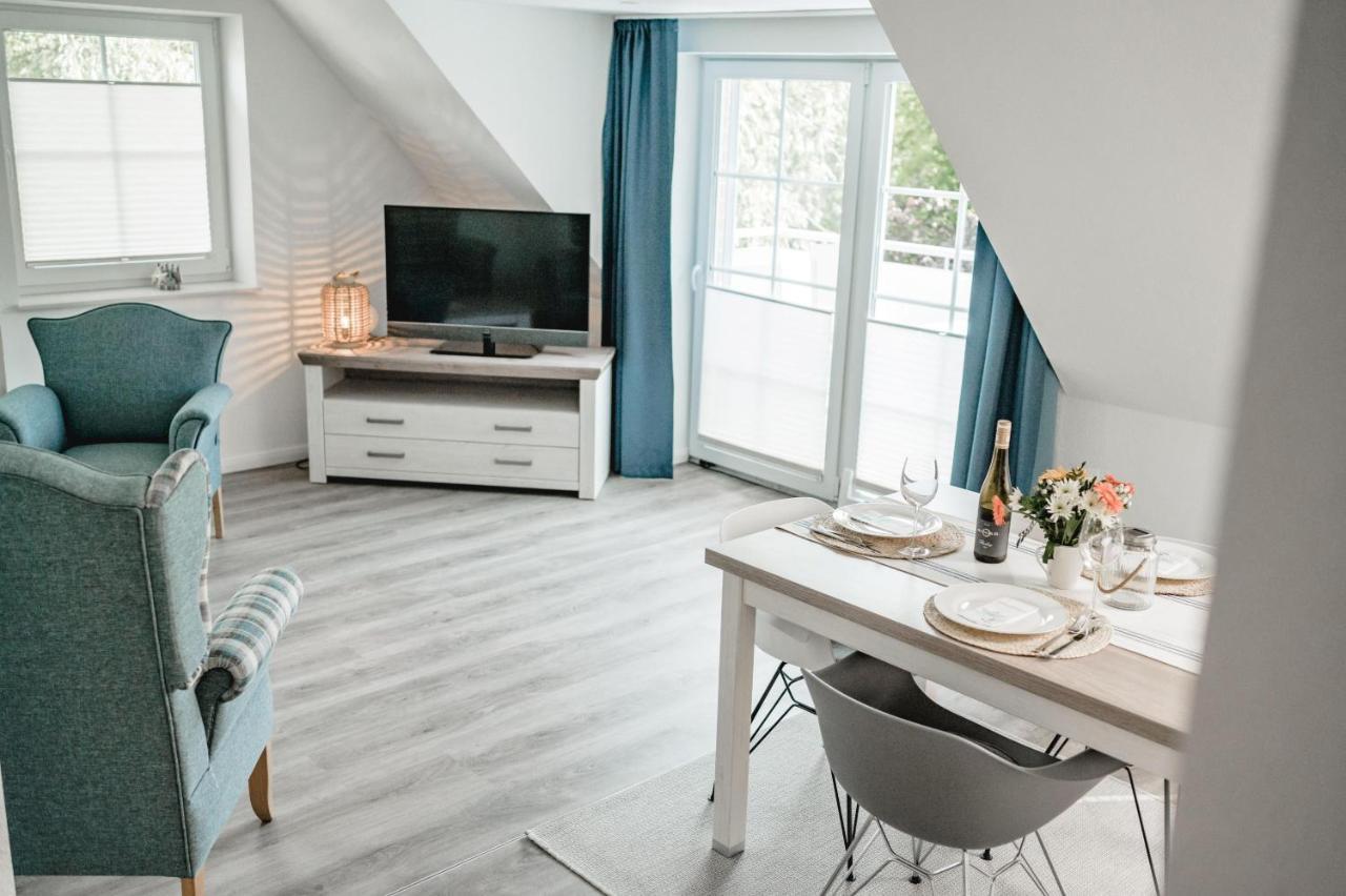 Friesenlounge Apartment Greetsiel Exterior photo